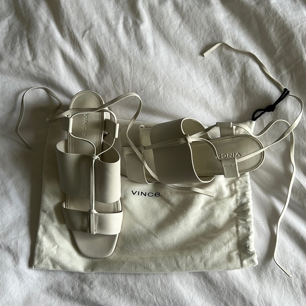 Vince bone white sandals worn once (8.5) leather